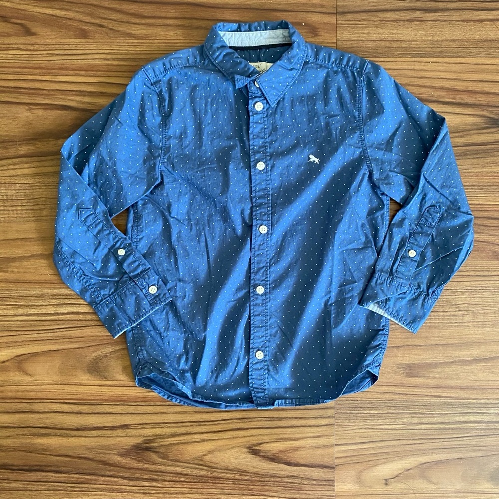 NWOT H&M L.O.G.G. Kids' Blue Polka Dot Button Down Shirt Size 6-7